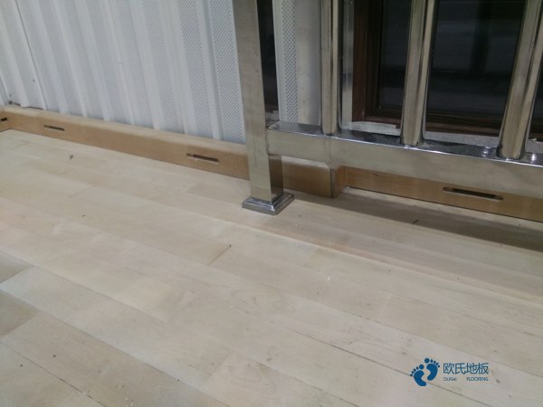 鎮(zhèn)江室內(nèi)運動木地板工程施工