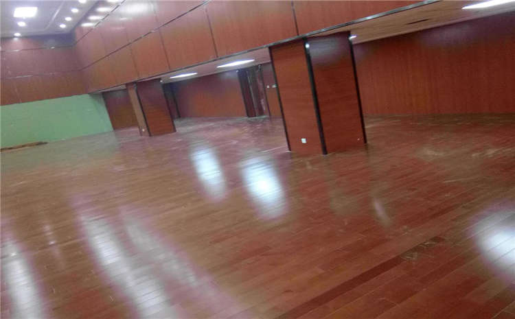 指接板籃球場實木地板哪個品牌好？
