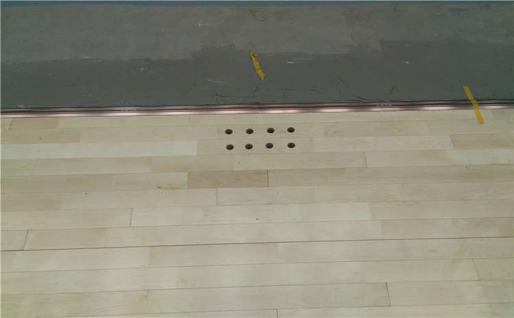 楓樺木舞臺木地板哪個品牌好？