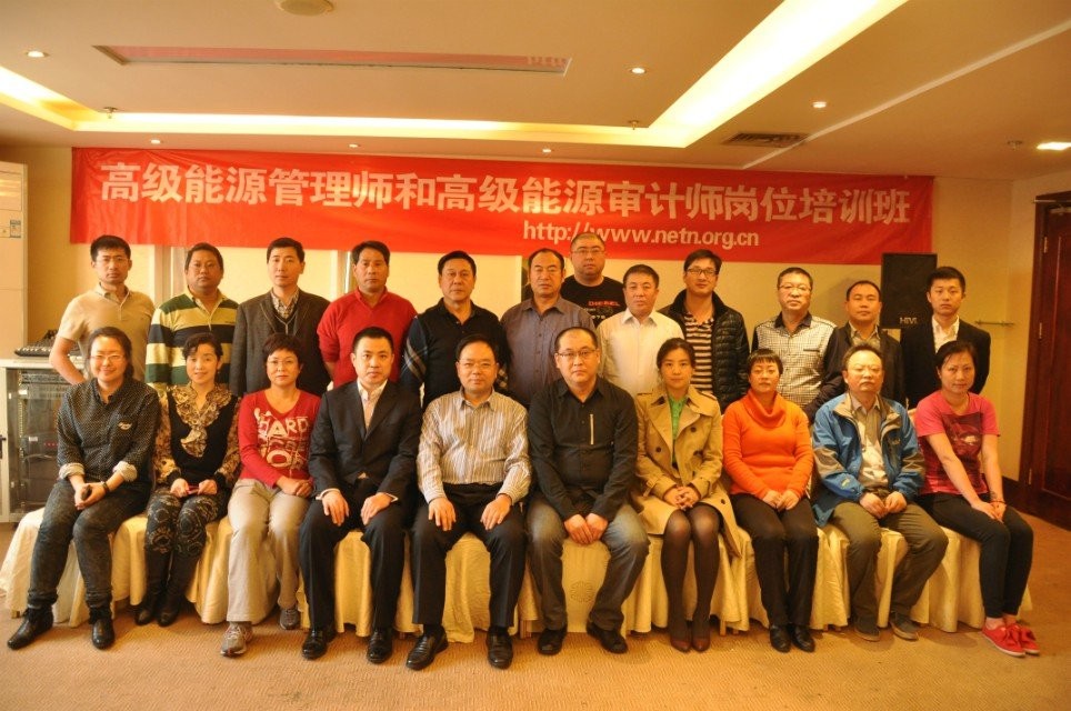 學校運動籃球地板市場價格表